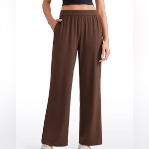 Crz Yoga Ribbed High Rise Pocket Sweatpant 30.5"
Size: XXS